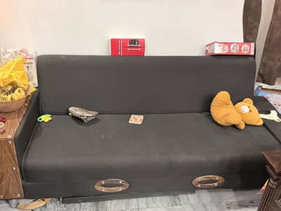 Diamond Sofa Cum Bes