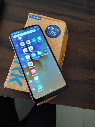 Tecno Spark 7 ram 4+64 gb with box