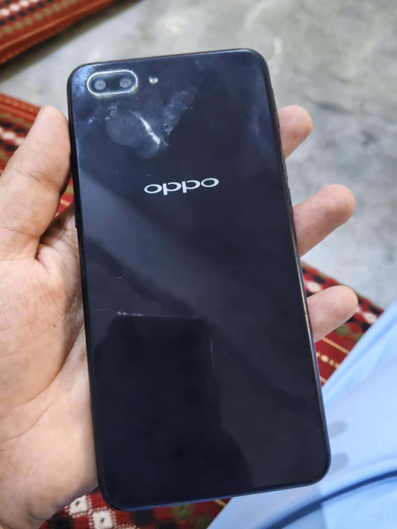 OPPO A3s 0