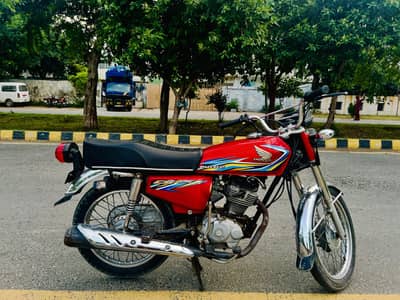 Honda CG 125 2018 model