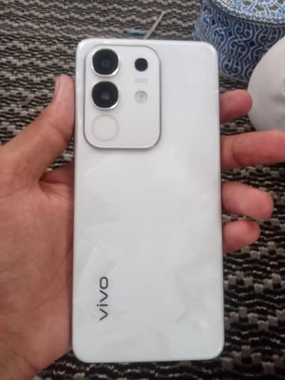 Vivo Y29