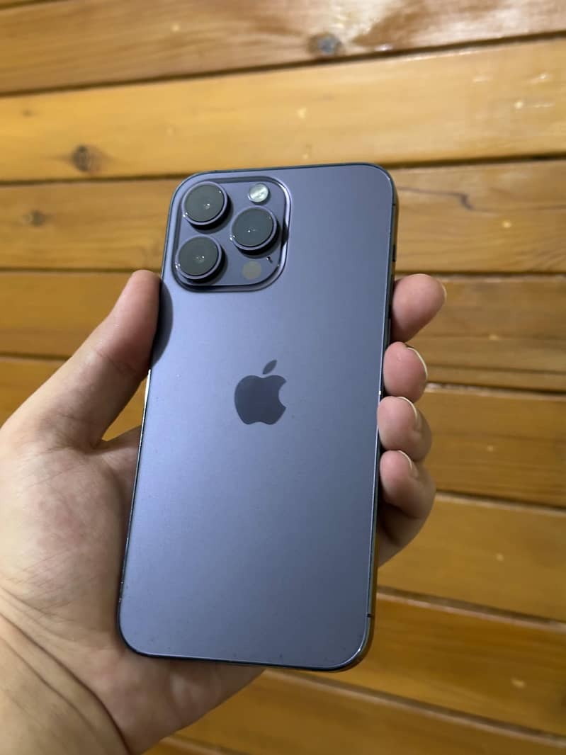 Apple iPhone 14 Pro Max 3