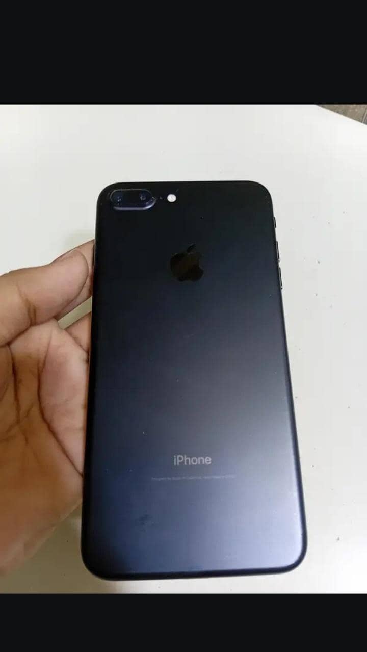 Apple iPhone 7 plus 4
