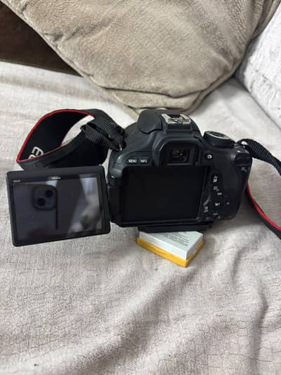 Canoon 600D Lush Condition