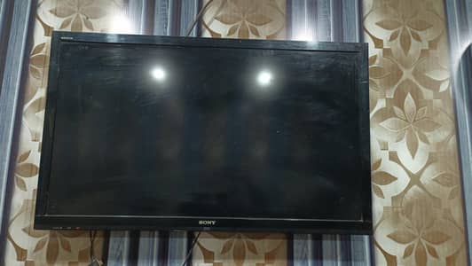 Sony Bravia LCD TV – Original Sony – Good Condition