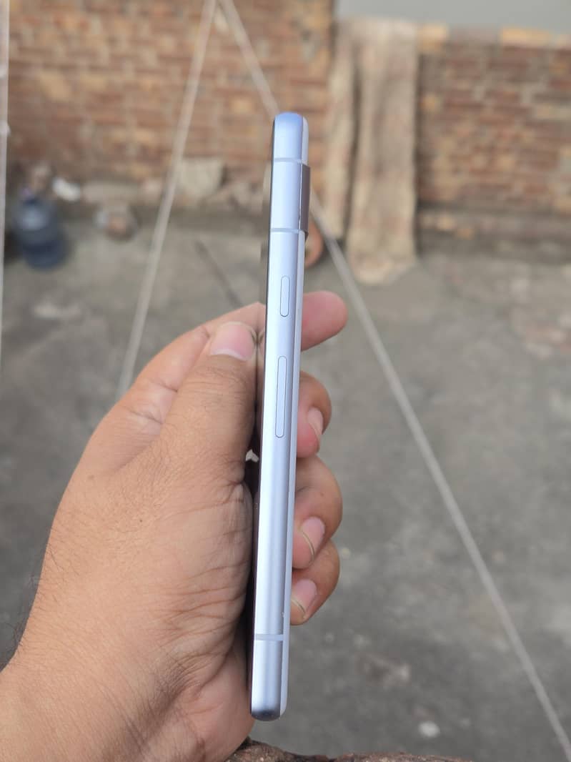 Google Pixel 7a 1