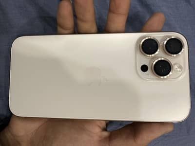 Apple iPhone 16 Pro Max jv