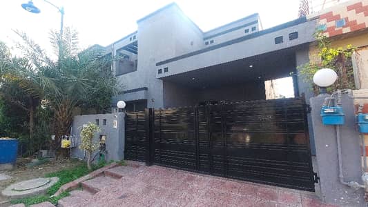 House Of 10 Marla Is Available In Contemporary Neighborhood Of DHA Defence