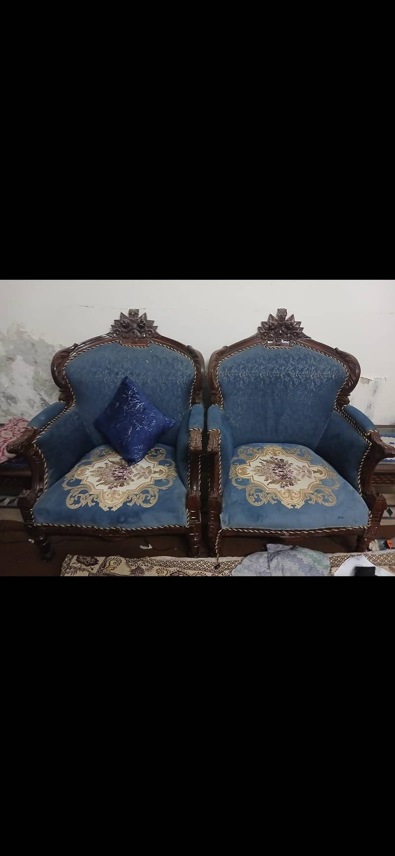 sofa for sell 1