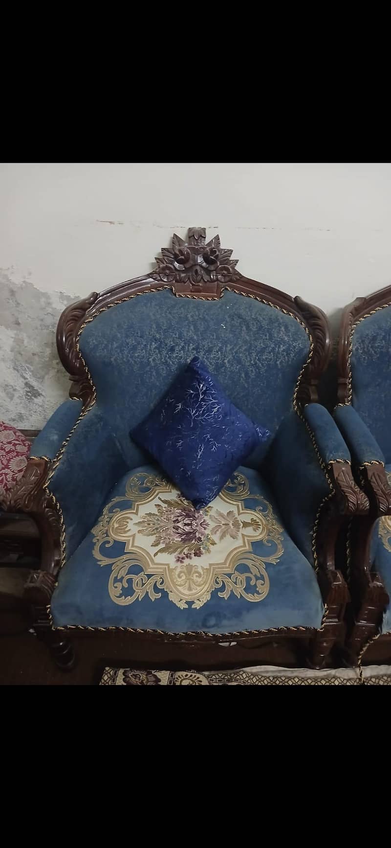 sofa for sell 2