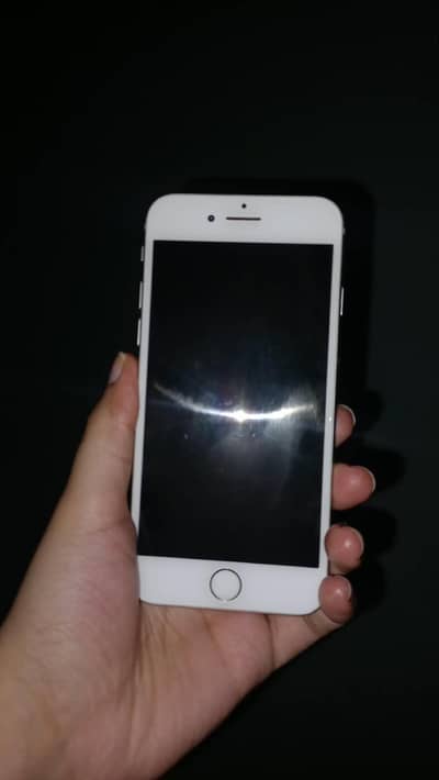 Apple iPhone 8