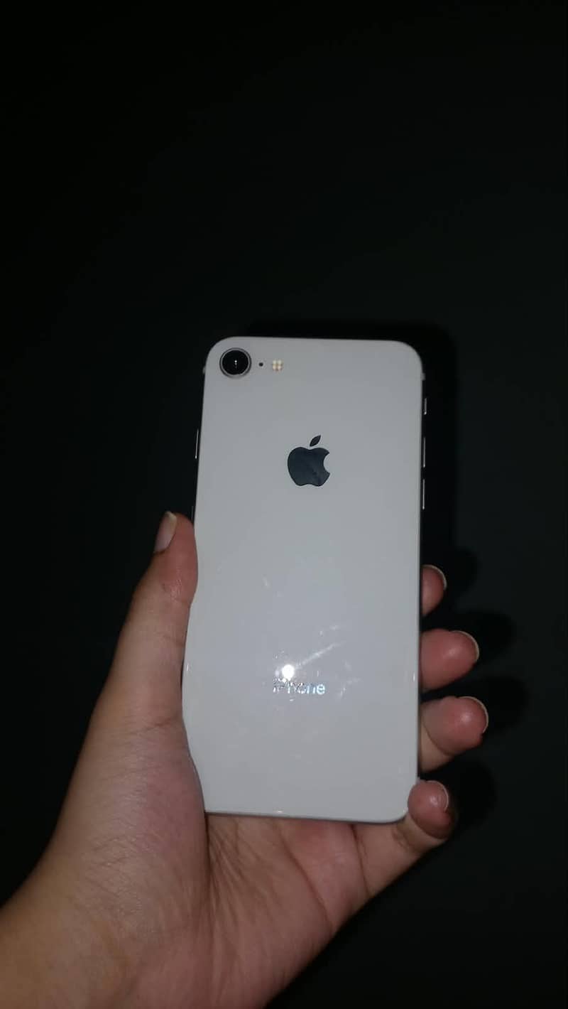 Apple iPhone 8 2