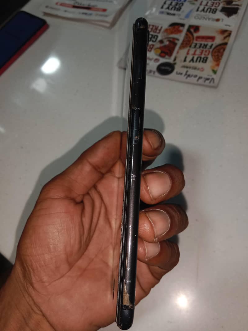 Apple iPhone 7 Plus 0