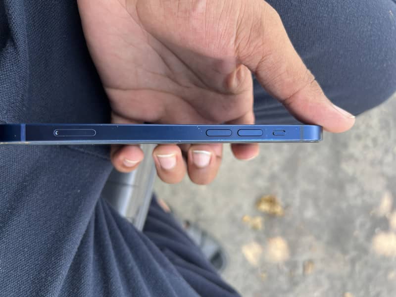 IPHONE 12 pta 5