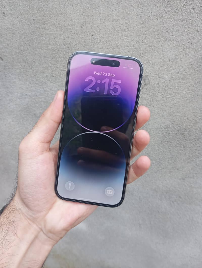 Apple iPhone 14 Pro 2