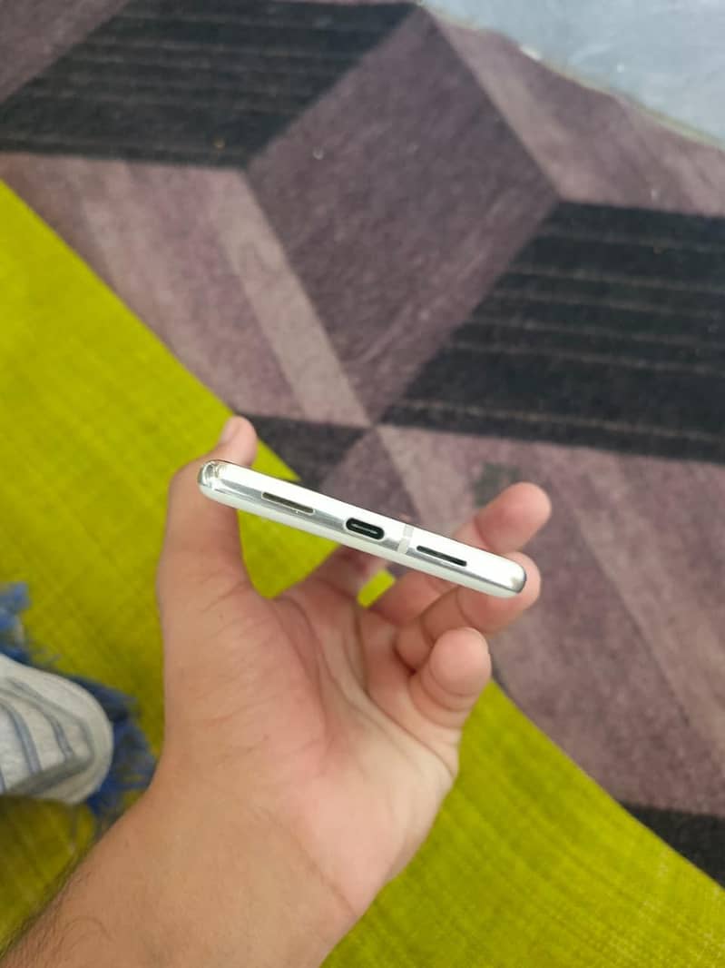 Google Pixel 6 Pro 2