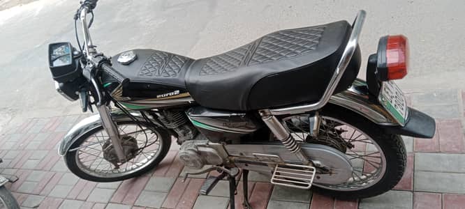 HONDA CG 125 Motorcycle