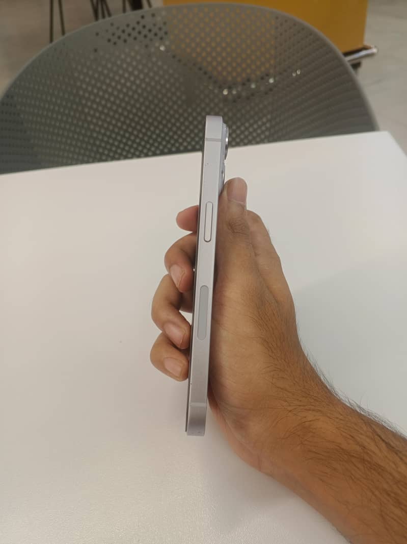 Apple iPhone 14 1