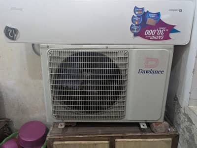 dawlance 1.5 ton inverter ac good condition