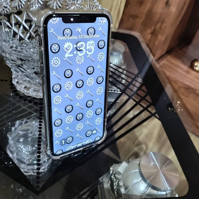Apple iPhone X 6