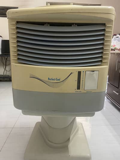 Cooler in Excellent Condition – Lightly Used