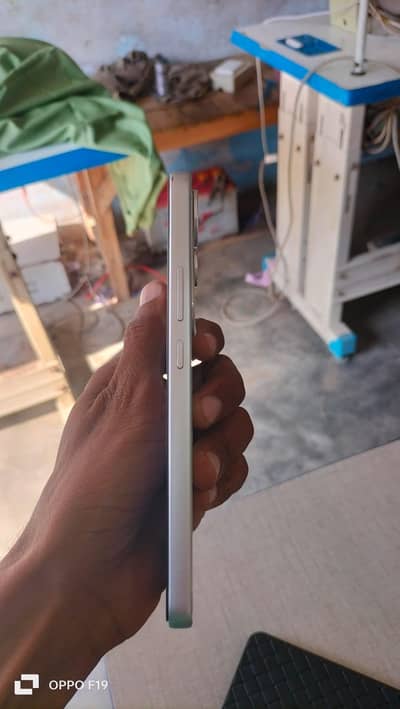 Vivo Y400