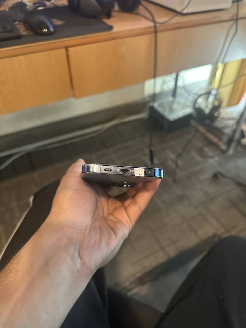 Apple iPhone 13 Pro 17