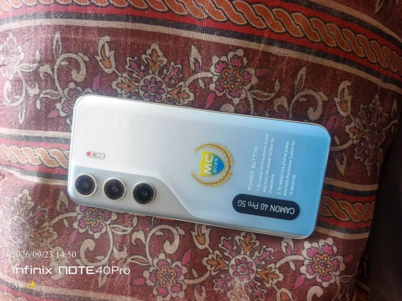 Tecno CAMON 40 Pro 0