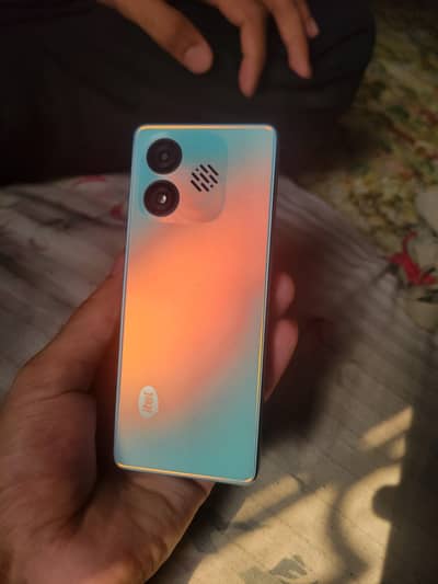 Itel 10/10 only box open hospot k liay 12 month wrrantry