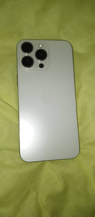 Apple iPhone 15 Pro jv