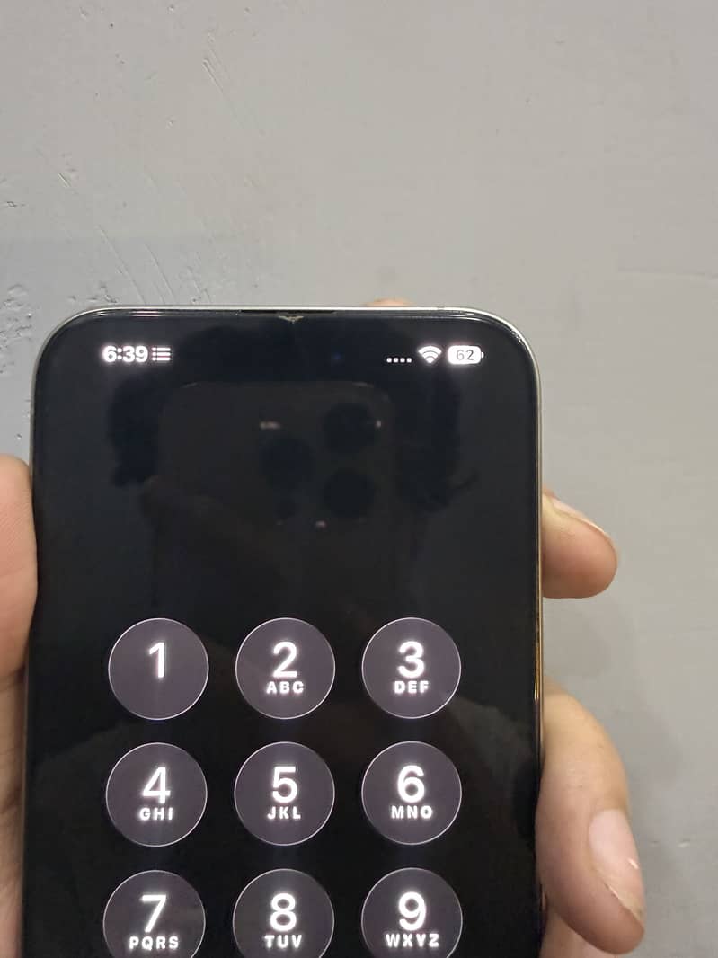 Apple iPhone 15 Pro Max 5