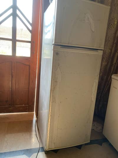 Dawlance fridge-freezer