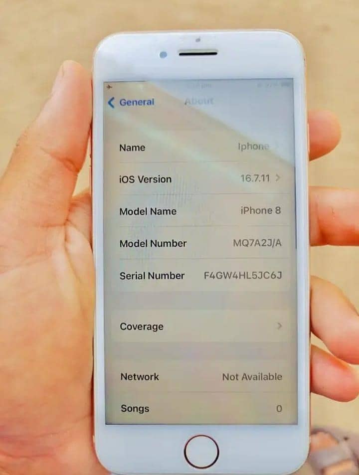 Apple iPhone 8 1