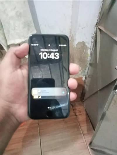 Apple iPhone 8