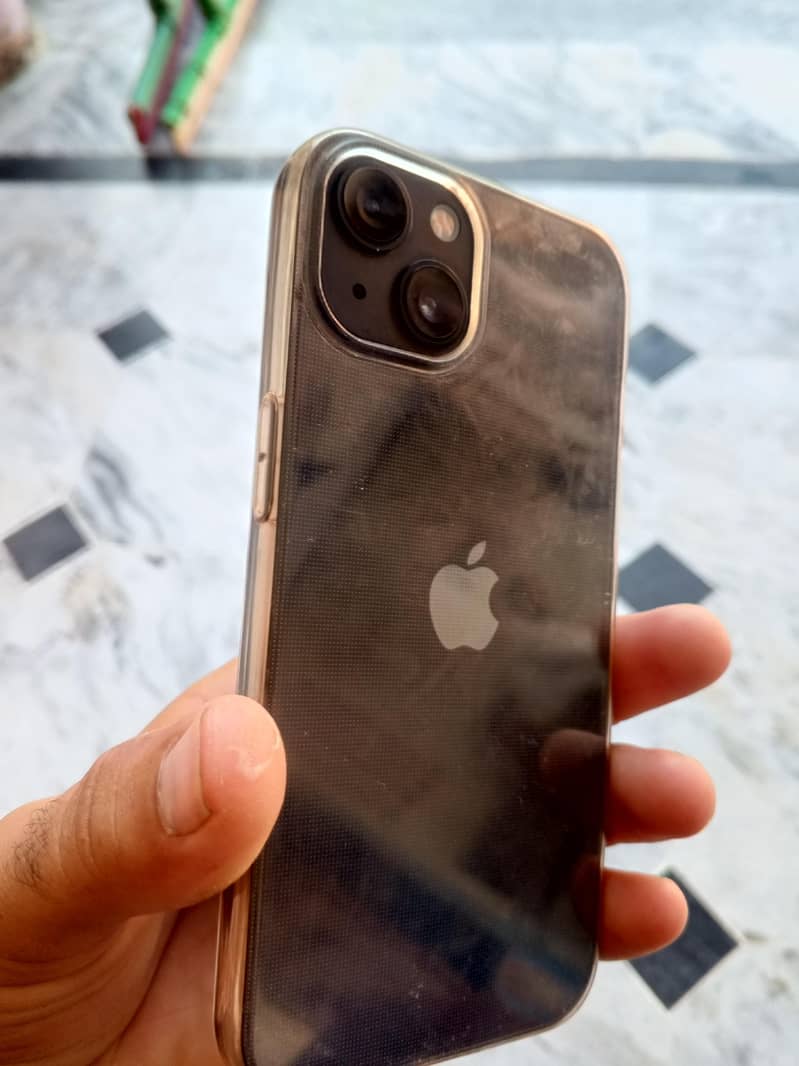 Apple iPhone 13 1