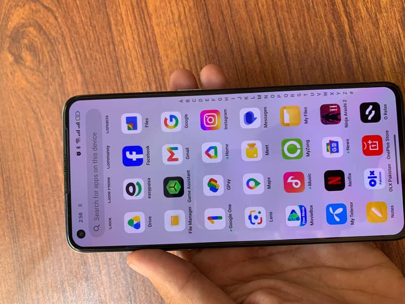 One Plus 9R 1