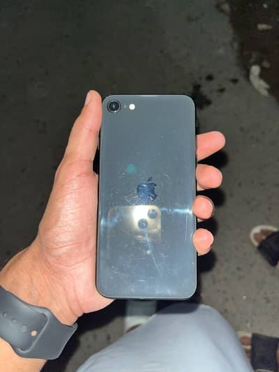 Apple iPhone SE
