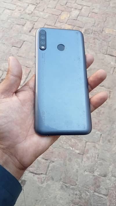Tecno Sparks 4    3/32