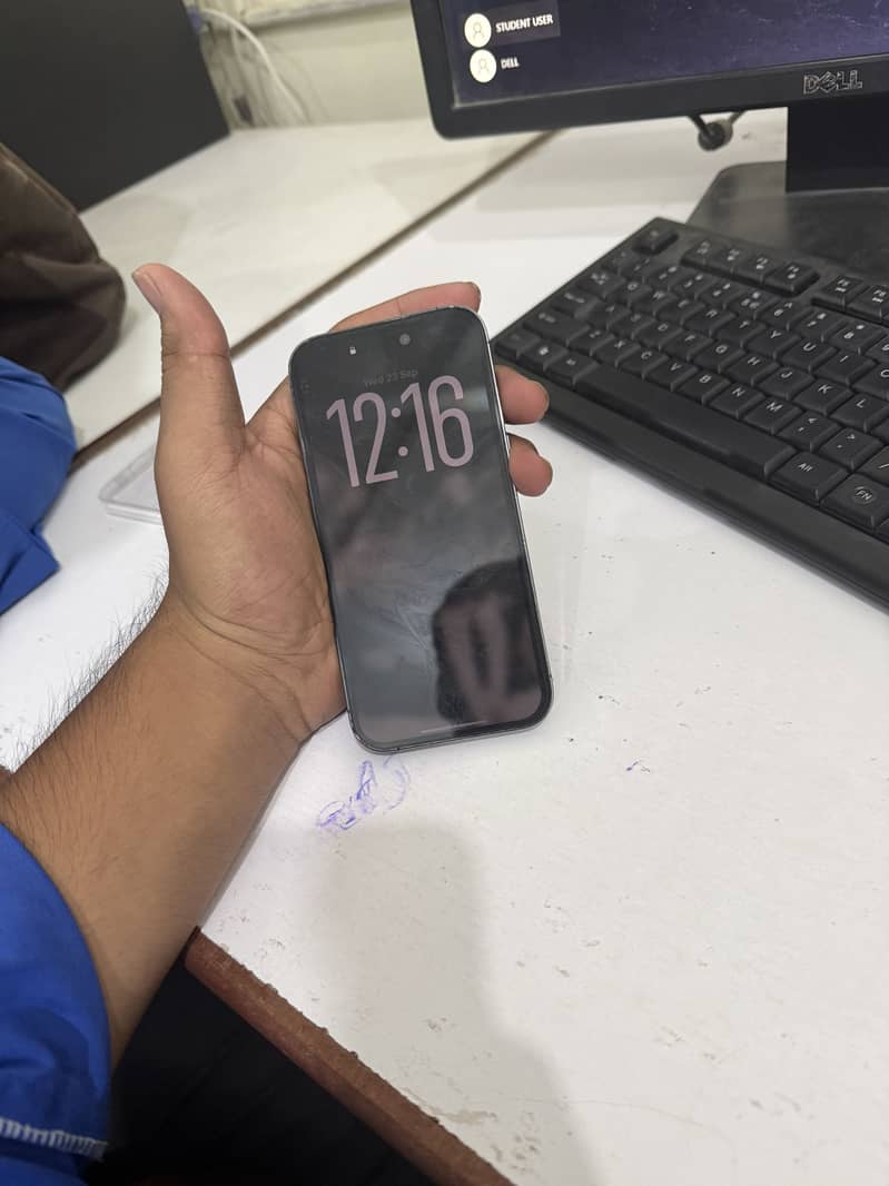 Apple iPhone 14 Pro 4