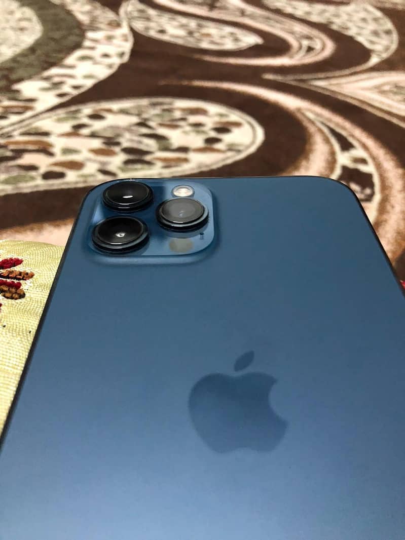 Apple iPhone 12 Pro Max 1