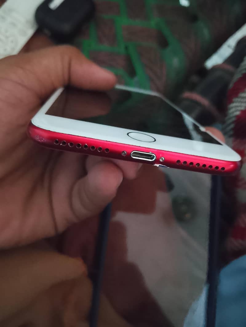 Apple iPhone 7 Plus 3