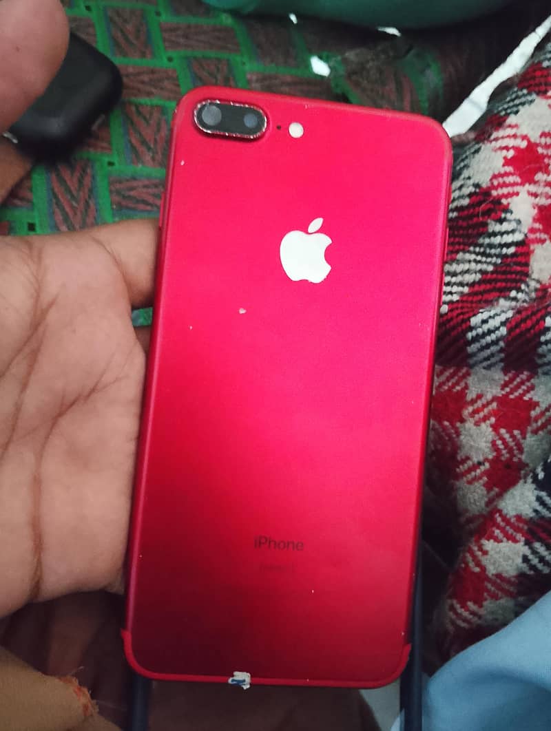 Apple iPhone 7 Plus 4