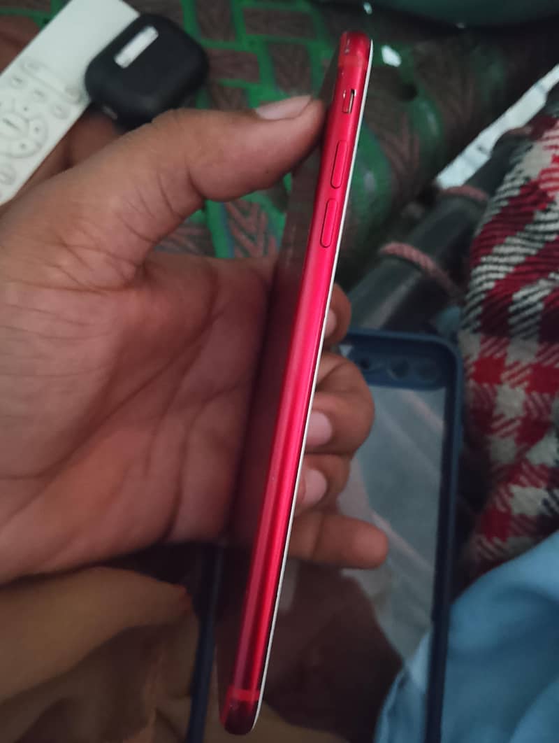 Apple iPhone 7 Plus 5