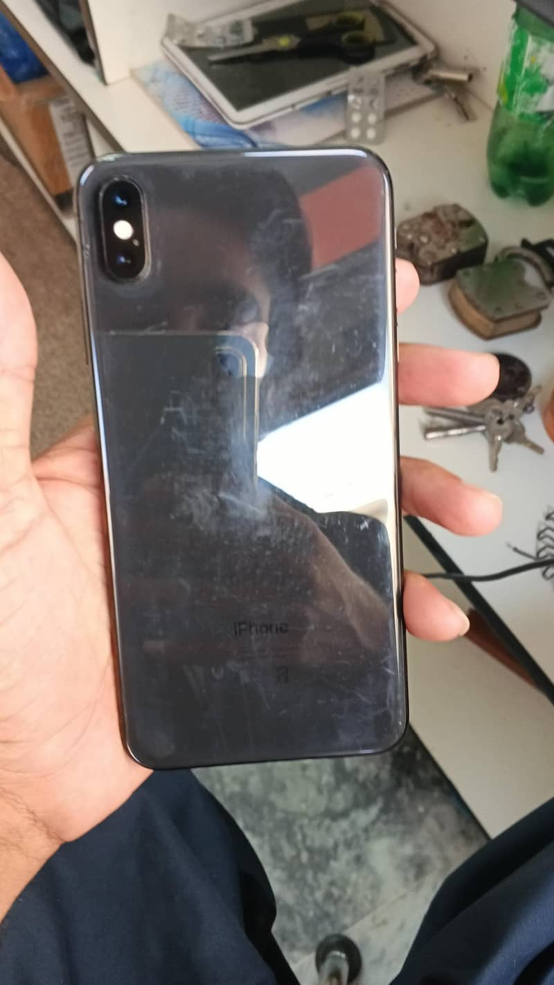 iphone xs max 2