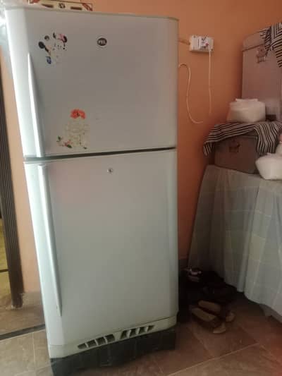 PEL double-door/top-freezer refrigerator