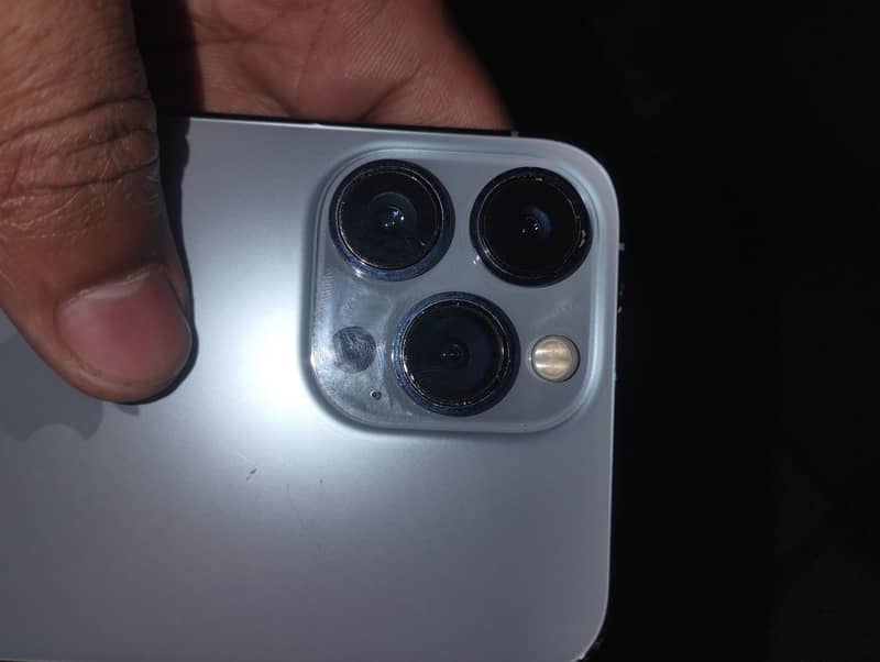 Apple iPhone 13 Pro 7