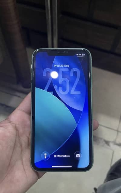 Apple iPhone 11