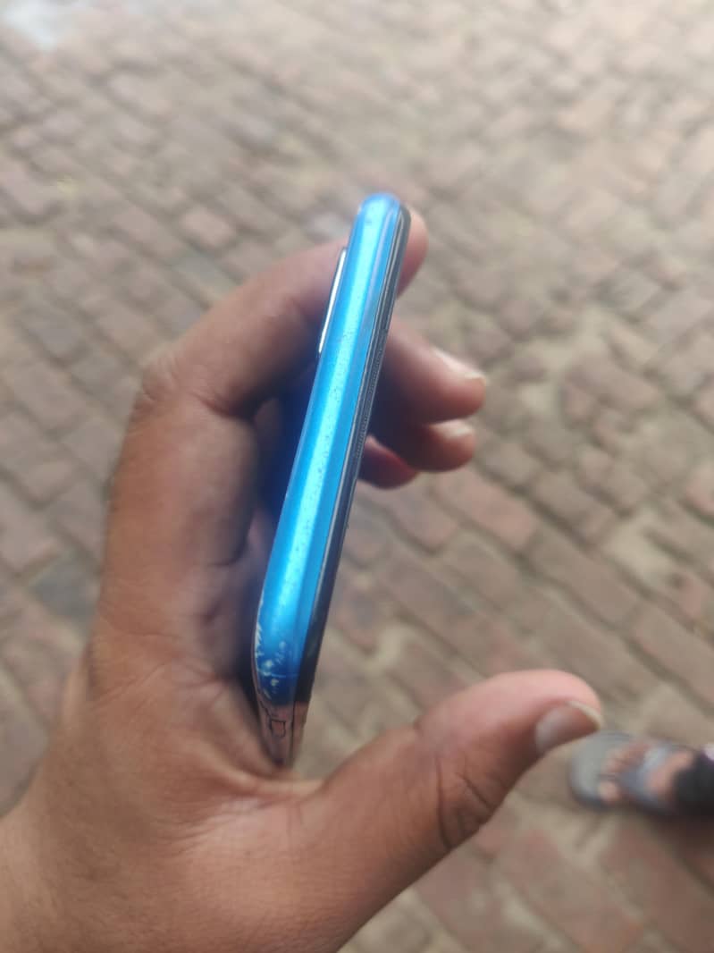 OPPO A16e 1