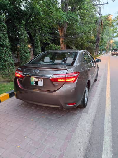 Toyota Corolla Altis 2015 1.6  (Immaculate Condition)