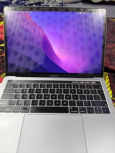 MacBook Pro 2019 13 inch Intel Core i5 - 16GB/256GB